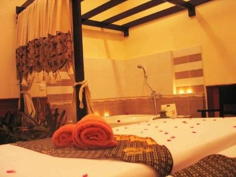 Ciputra Golf, Club & Hotel Surabaya Kültér fotó